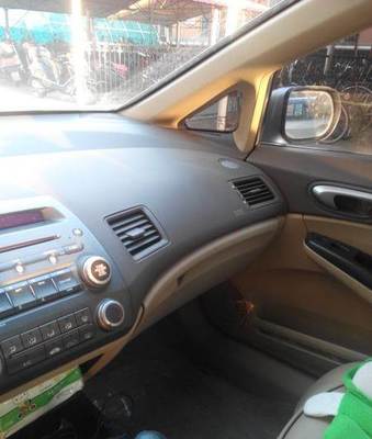 本田思域1.8L 代步優選，車況扎實，掛漆待整